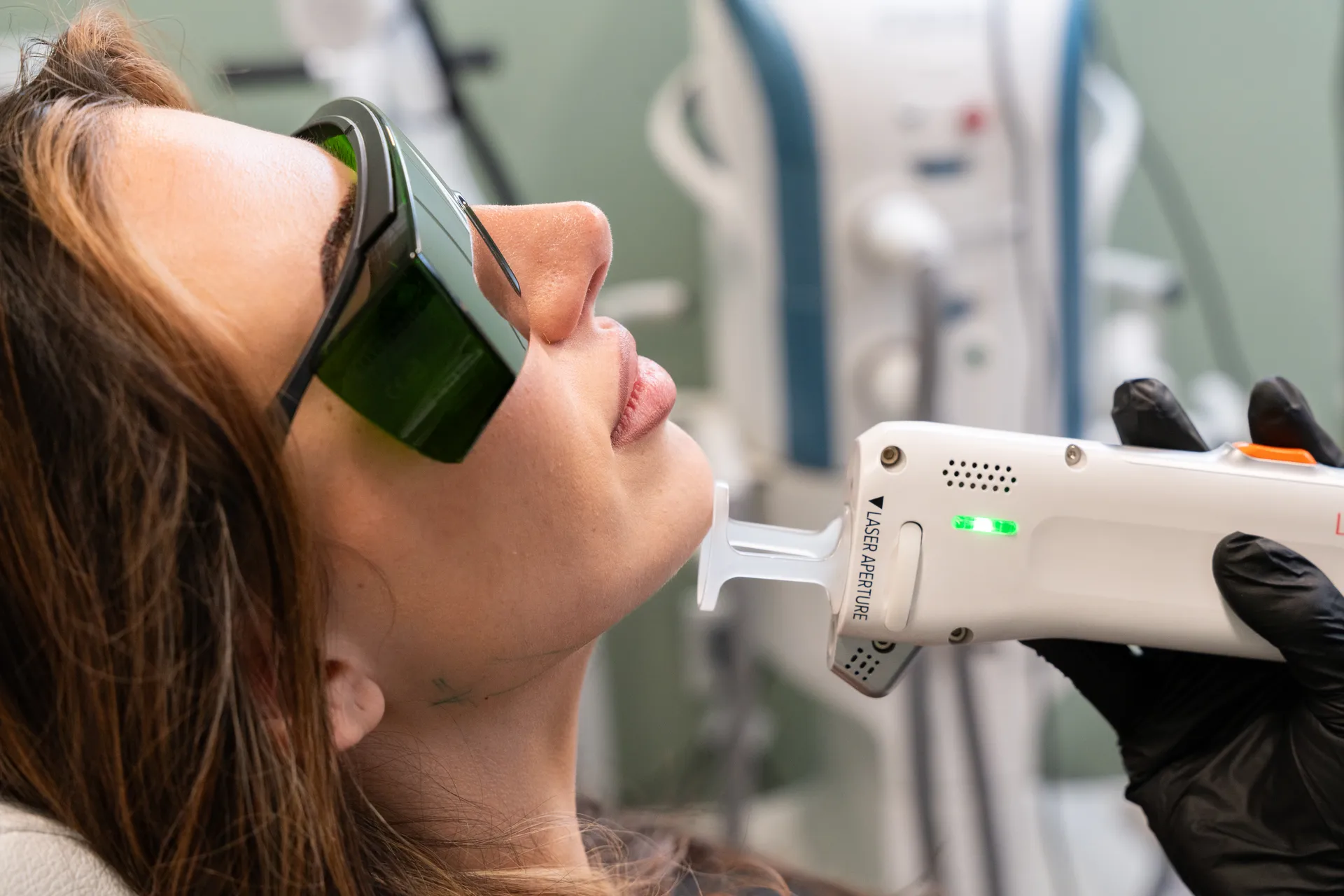 Clarity II dual-wavelength laser session